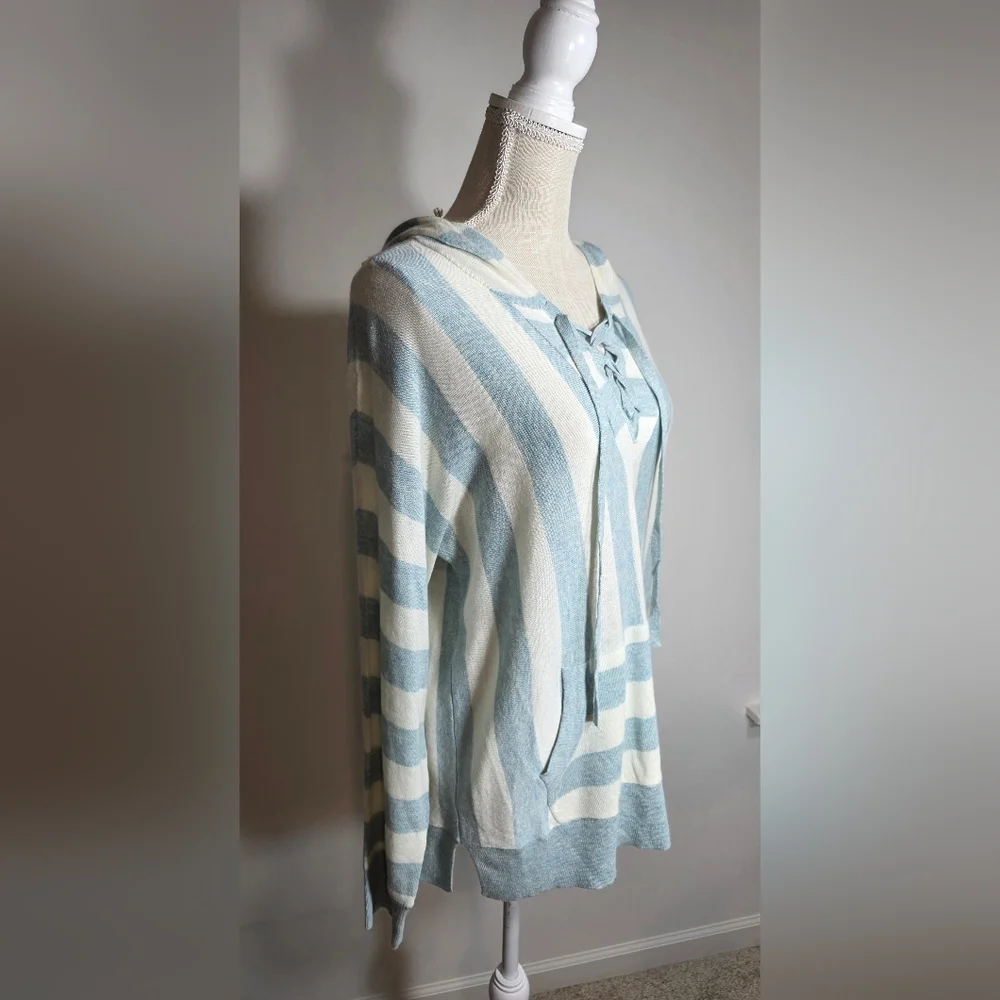 NWT Hem & Thread Blue and Cream Knit Summer Beachwear Hoodie size M - Picture 4 of 12